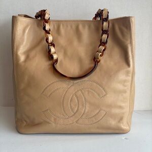 Vintage CHANEL shopping tote